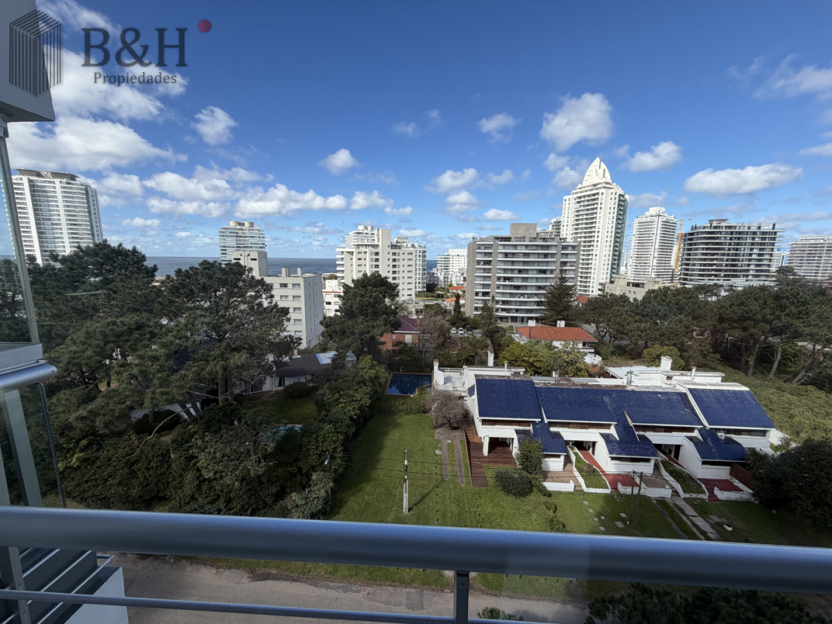 Apartamento ID.8055 - Apartamento 3 Dormitorios Avenida Roosevelt Punta del Este Cochera