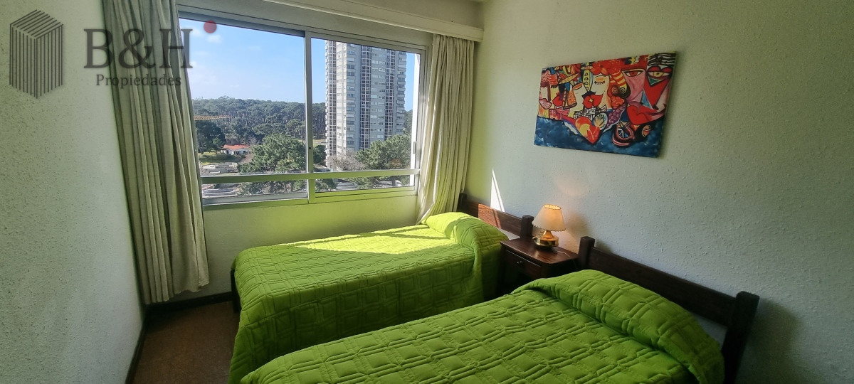 Apartamento ID.3312 - Amplio apartamento hermosas vistas 