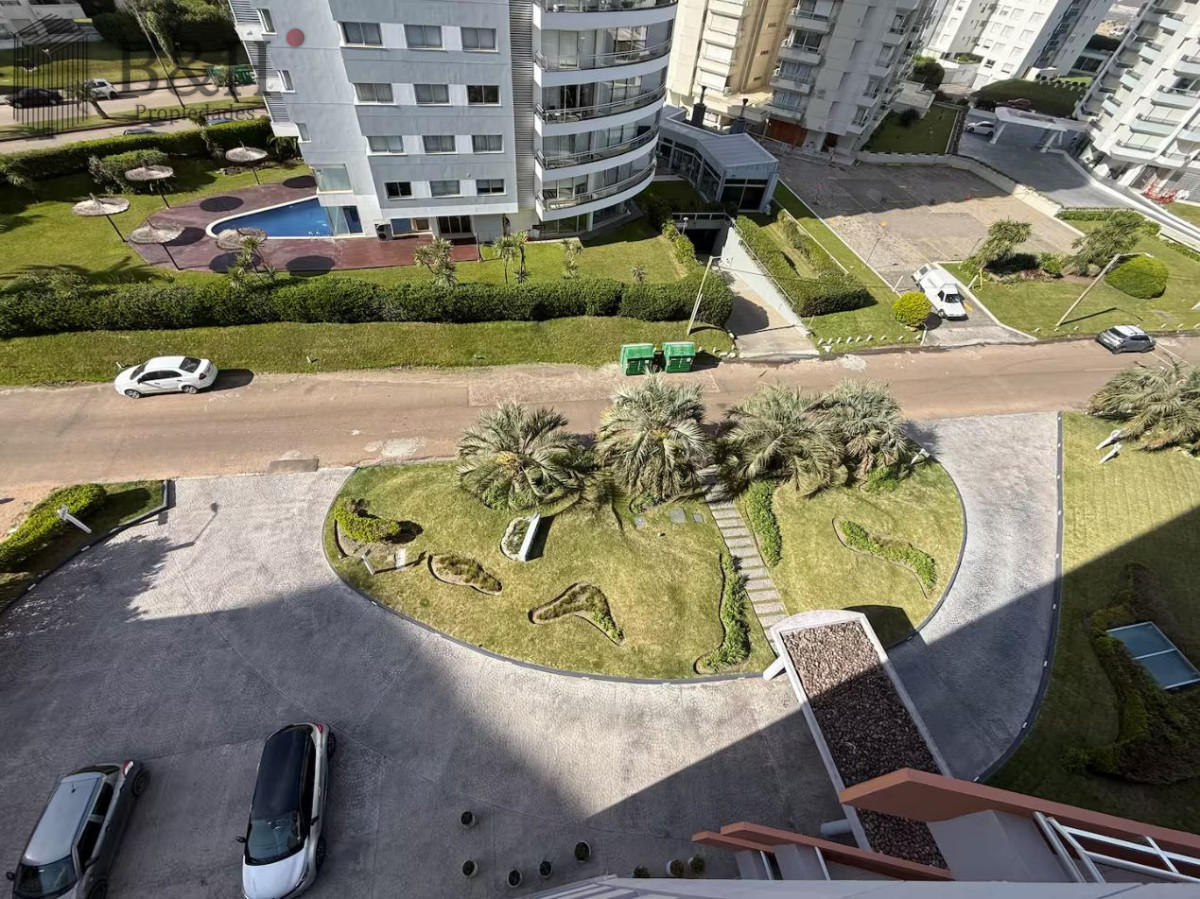 Apartamento ID.5966 - Alquiler de temporada, apartamento, 3 dormitorios, Punta del Este