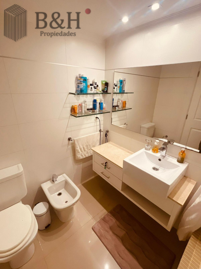 Apartamento ID.4116 - Apartamento de 2 dormitorios en suite - Punta del Este 