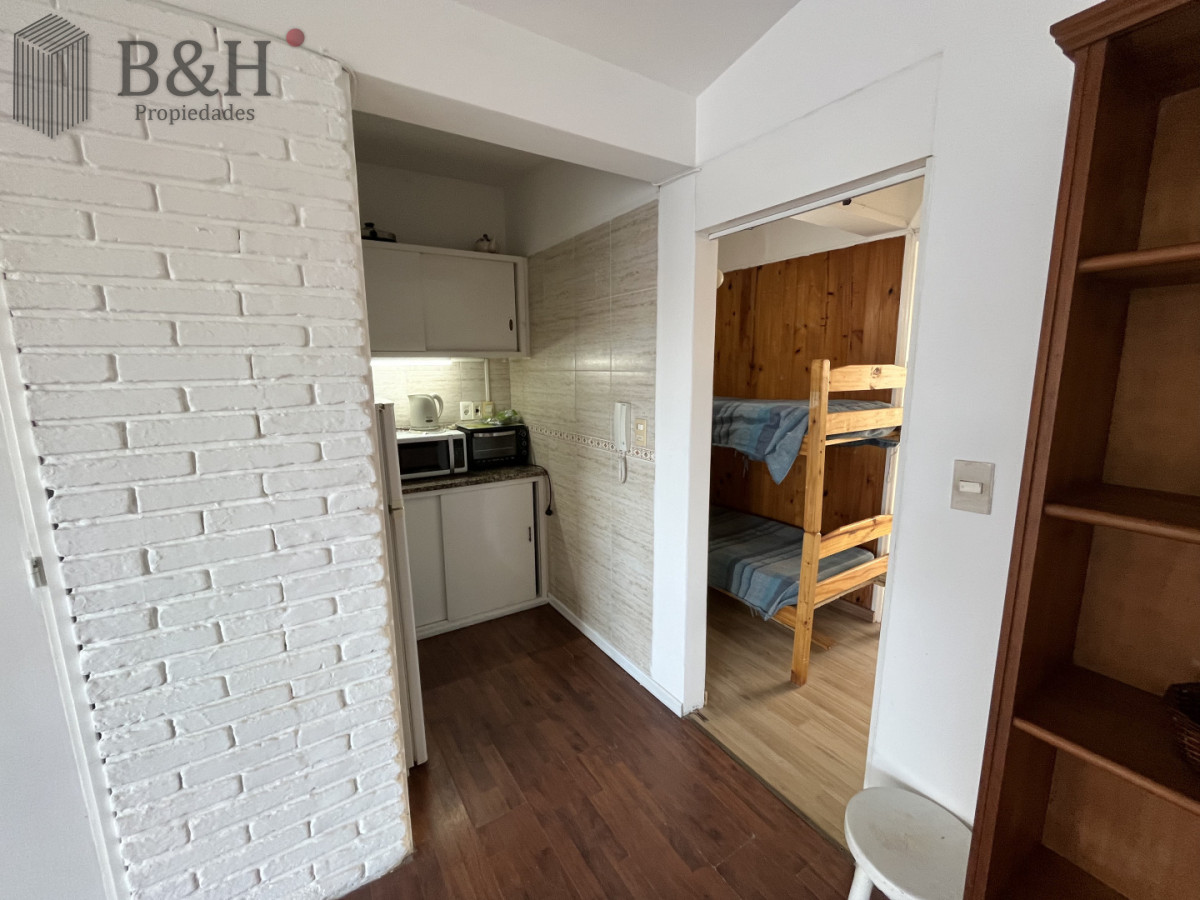 Apartamento ID.7263 - Apartamento en Península en Alquiler Anual con garaje