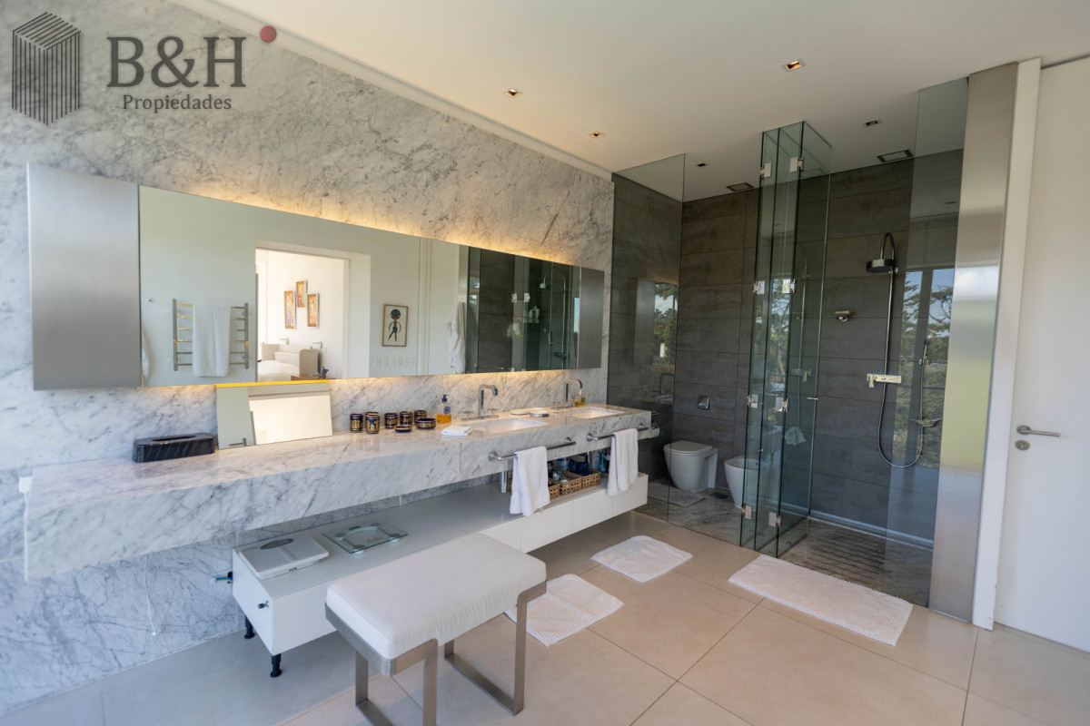 Apartamento ID.6945 - Apartamento Exclusivo en venta en primera linea en la Brava