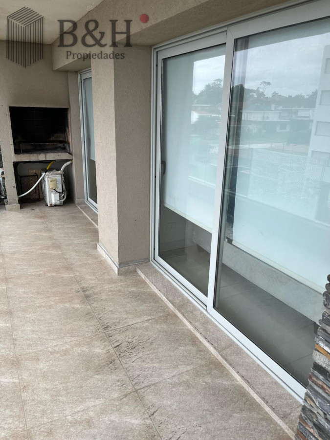 Apartamento ID.2189 - Apartamento en alquiler Anual primera linea de la mansa