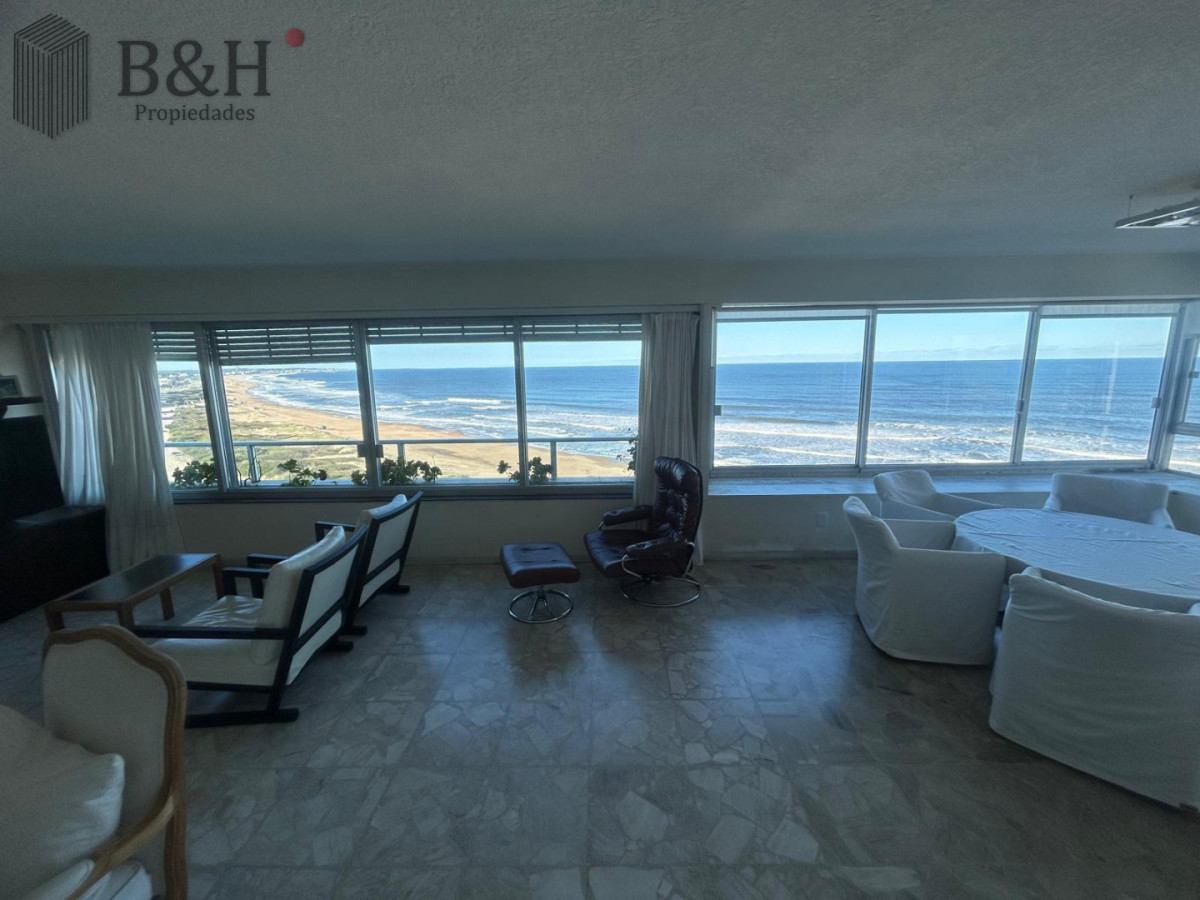 Apartamento ID.6991 - apartamento en venta 3 dormitorios más servicio en brava 