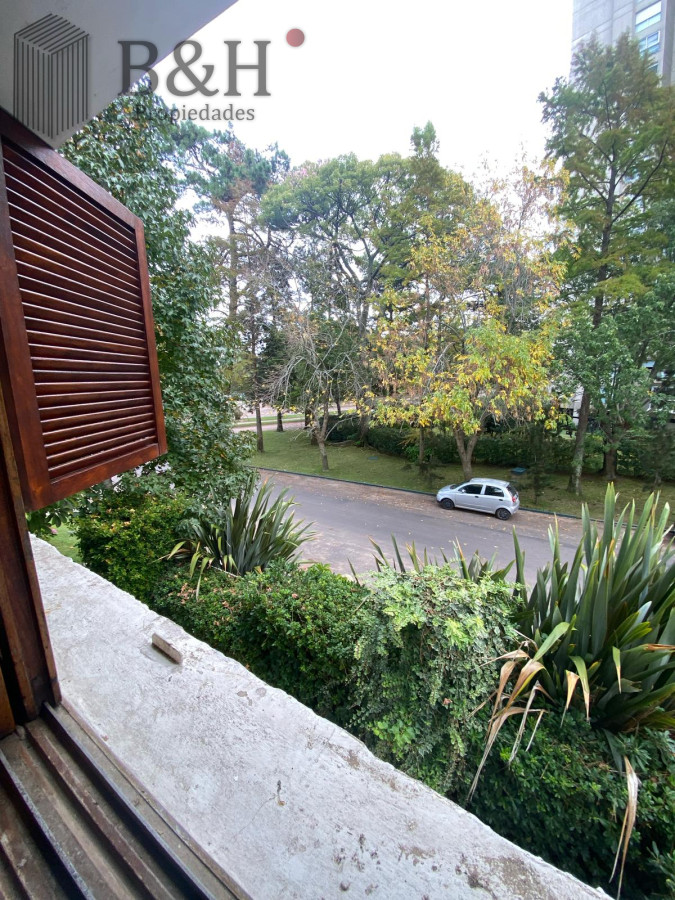 Apartamento ID.4811 - Apartamento de 2 dormitorio a la venta - Roosevelt 