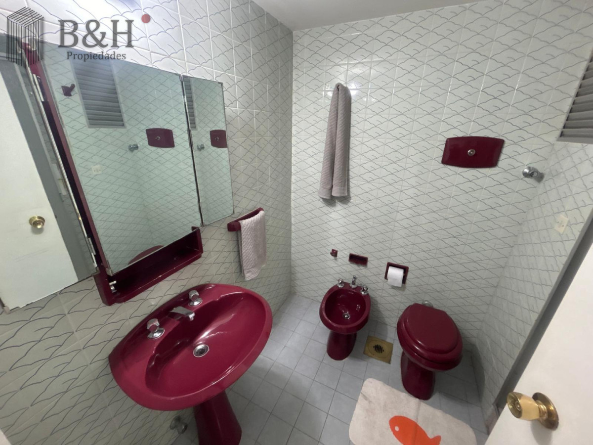 Apartamento ID.6230 - Apartamento de 3 dormitorios con vistas, en venta. Punta del Este