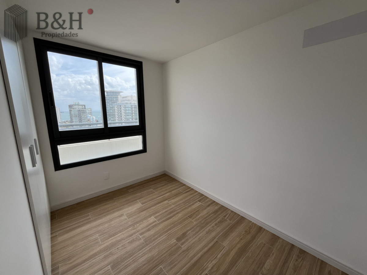 Apartamento ID.7712 - Apartamento en Venta en Playa Brava 2 dormitorios