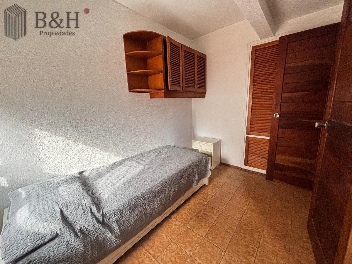 Apartamento ID.4983 - Apartamento de 4 dormitorios a la venta - Punta del Este