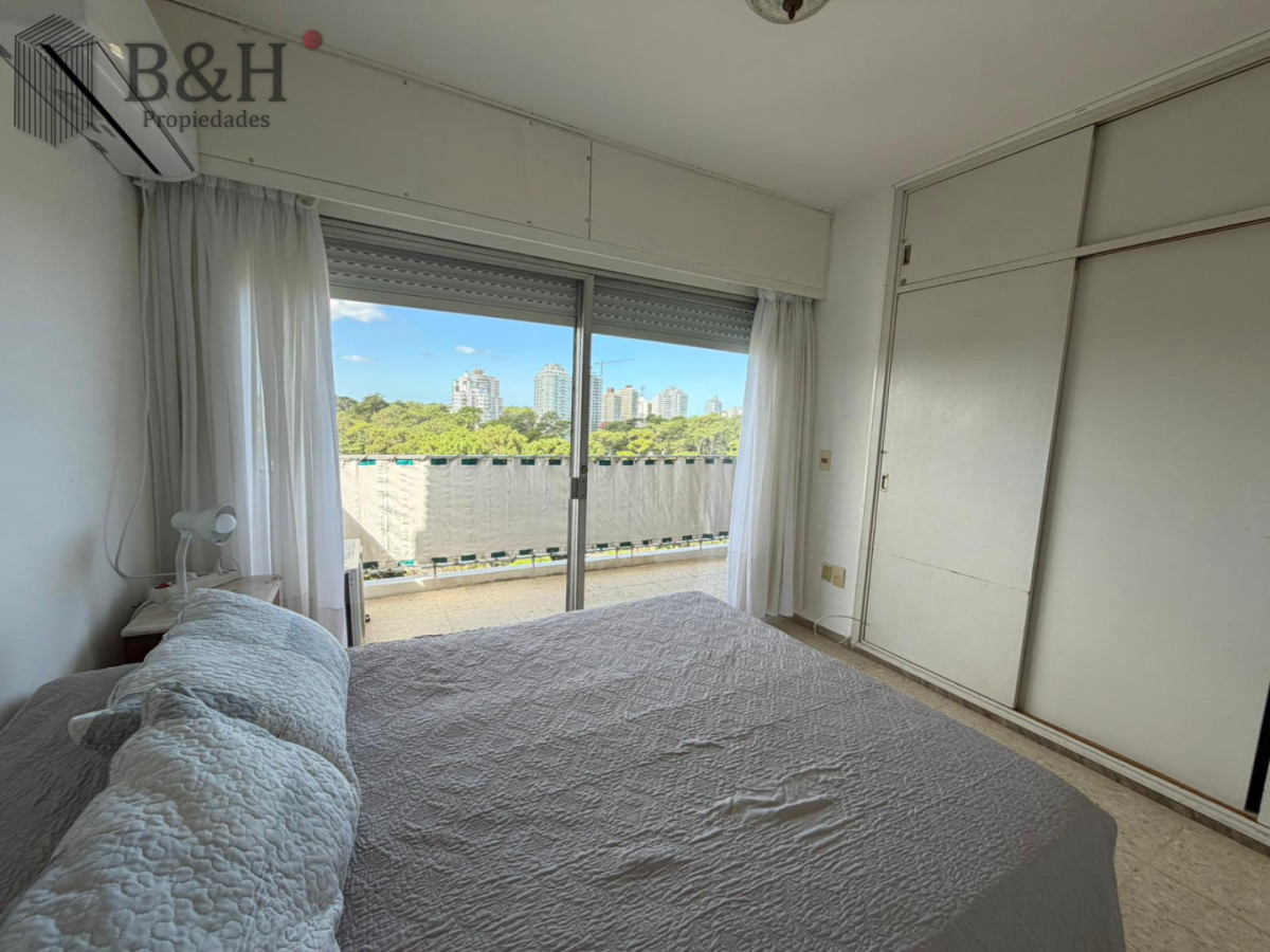 Apartamento ID.6123 - Apartamento 2 dormitorios y medio -  piso alto PUNTA DEL ESTE