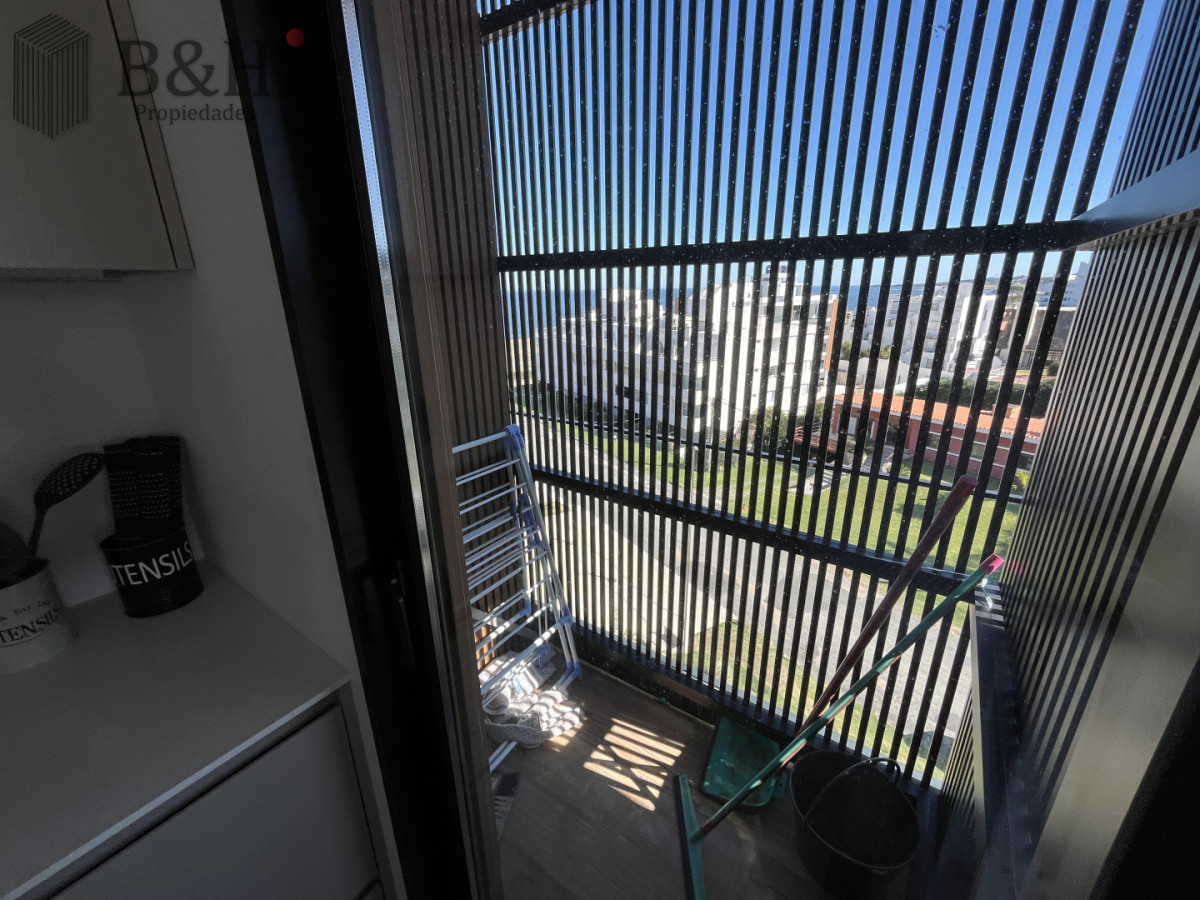 Apartamento ID.7119 - Apartamento de 2 dormitorios con vista al Mar en alquiler - Playa Mansa