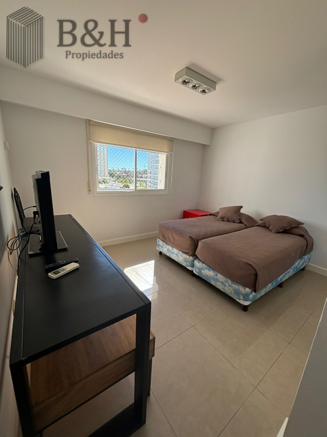 Apartamento ID.2484 - APARTAMENTO DE 4 DORMITORIOS EN LA TORRE AQUARELLA