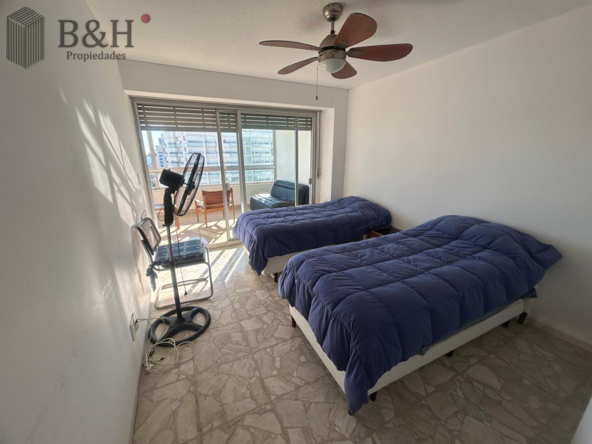 Apartamento ID.6991 - apartamento en venta 3 dormitorios más servicio en brava 