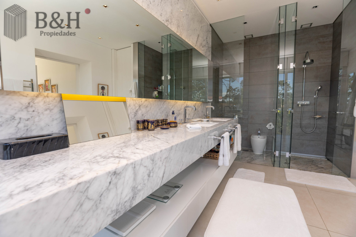 Apartamento ID.6945 - Apartamento Exclusivo en venta en primera linea en la Brava