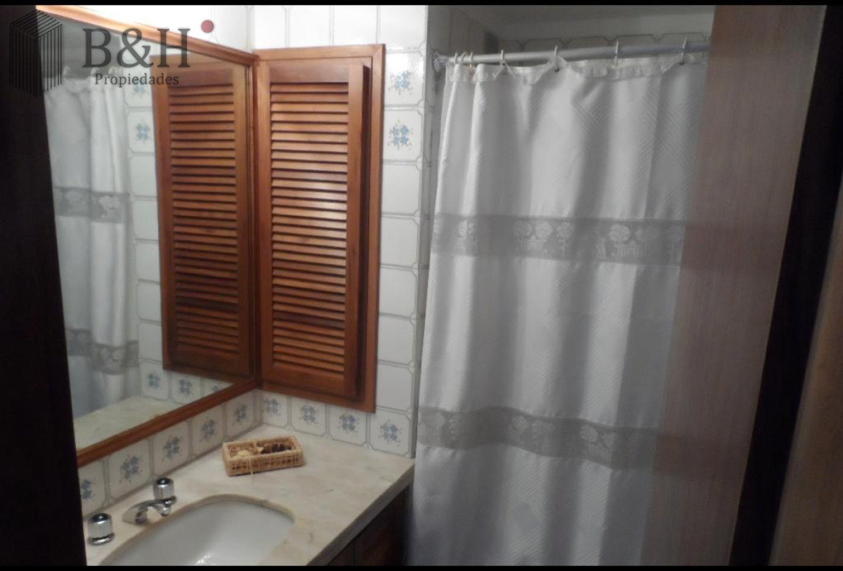 Apartamento ID.3374 - Apartamento en alquiler anual 4 dormitorios