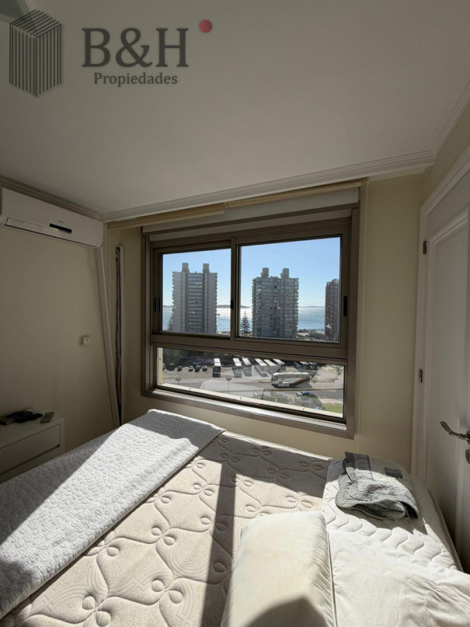 Apartamento ID.5663 - Apartamento de 3 dormitorios en venta, Punta del Este