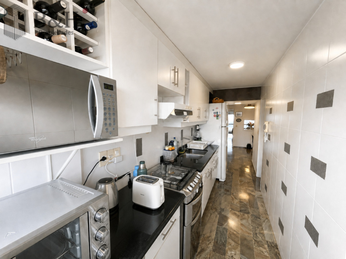 Apartamento ID.7974 - Venta Apartamento de 3 dormitorios + dep Vista al Mar en Playa Brava