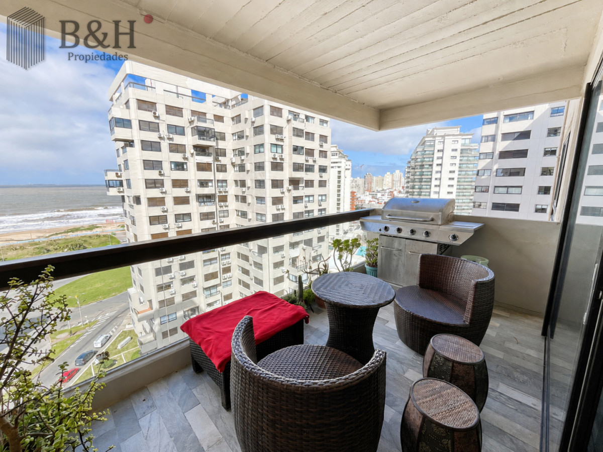 Apartamento ID.7974 - Venta Apartamento de 3 dormitorios + dep Vista al Mar en Playa Brava