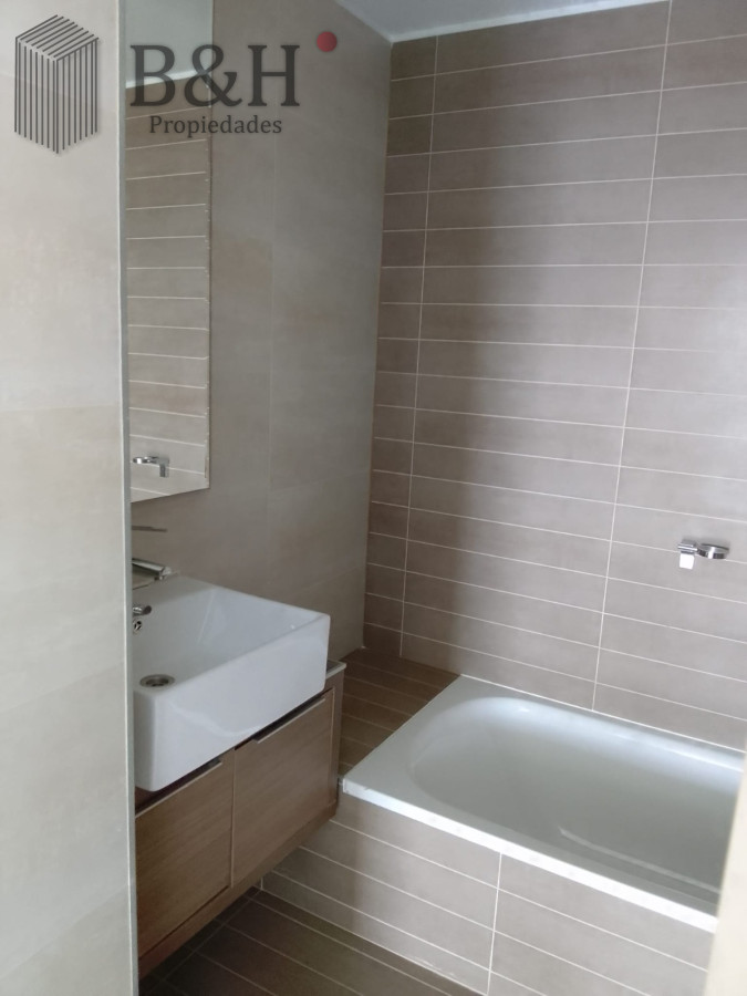 Apartamento ID.1979 - Agradable Pent House de 2 dormitorios con gran vista al mar