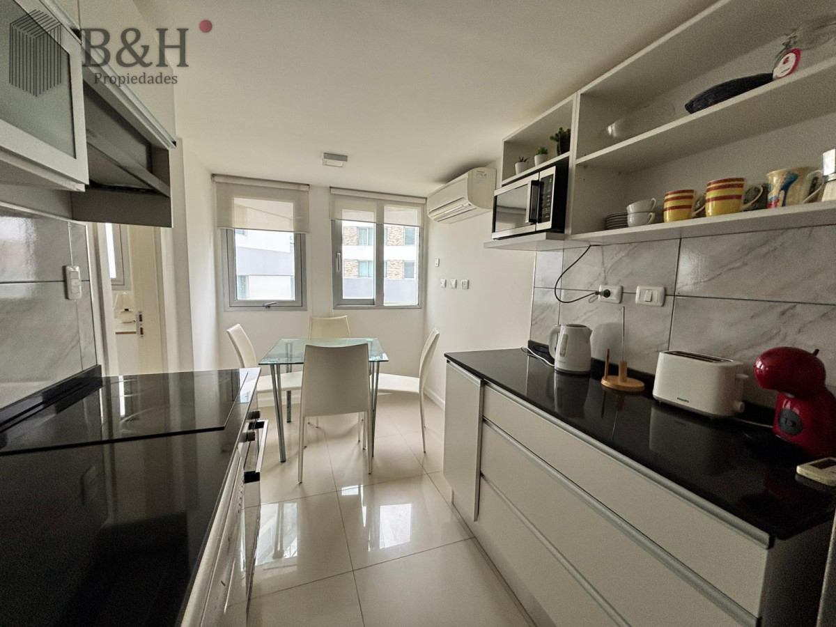 Apartamento ID.6164 - Apartamento de 3 dormitorios, primera linea Punta del Este