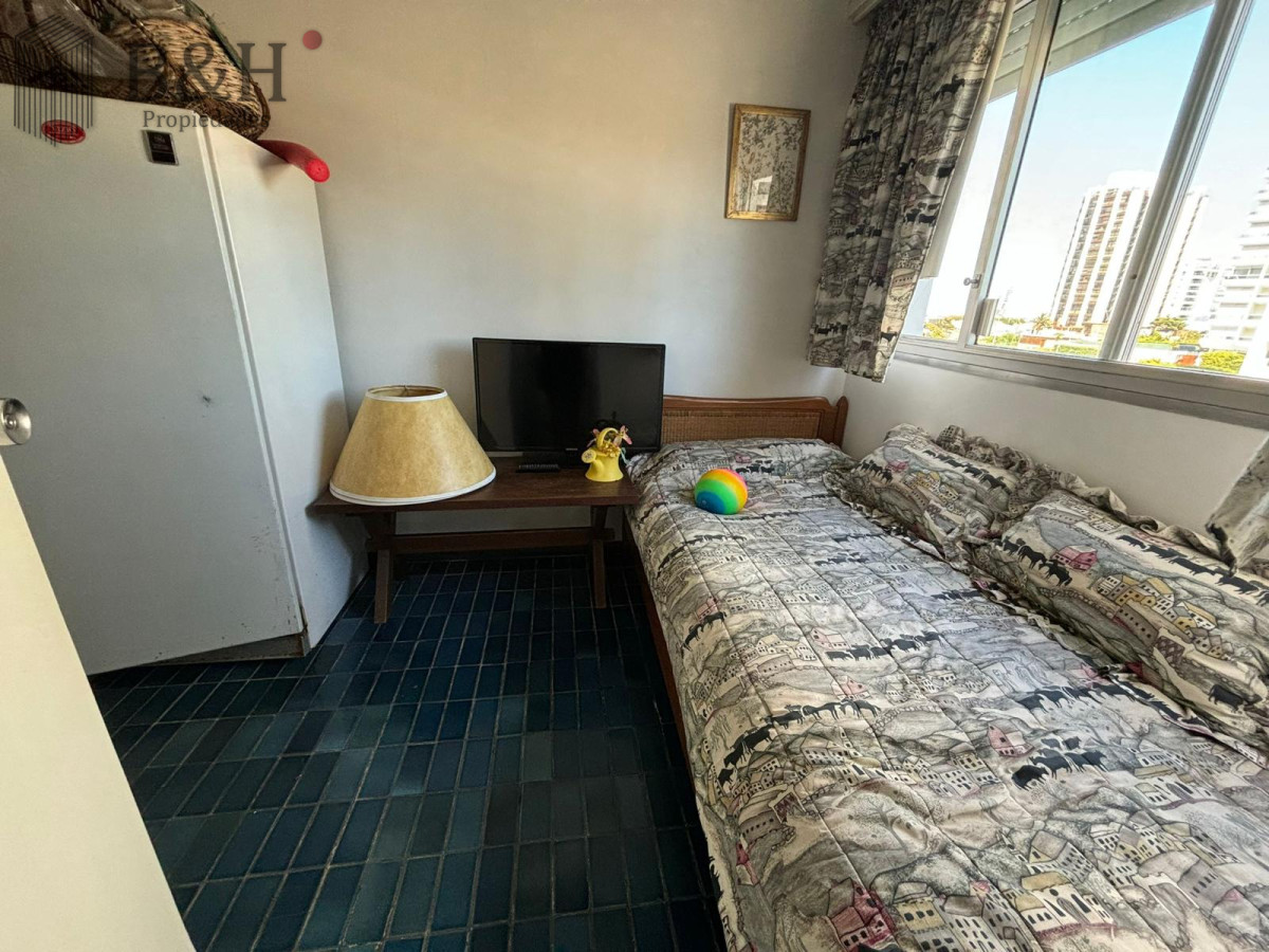 Apartamento ID.4350 - Apartamento de 3 dormitorio a la venta - Brava 