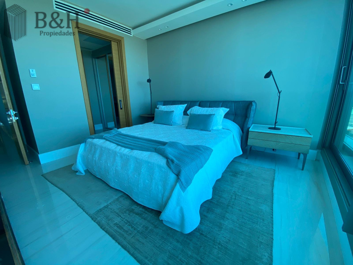 Apartamento ID.3910 - Excelente Apartamento de 3 dormitorios en Primera Linea!!!