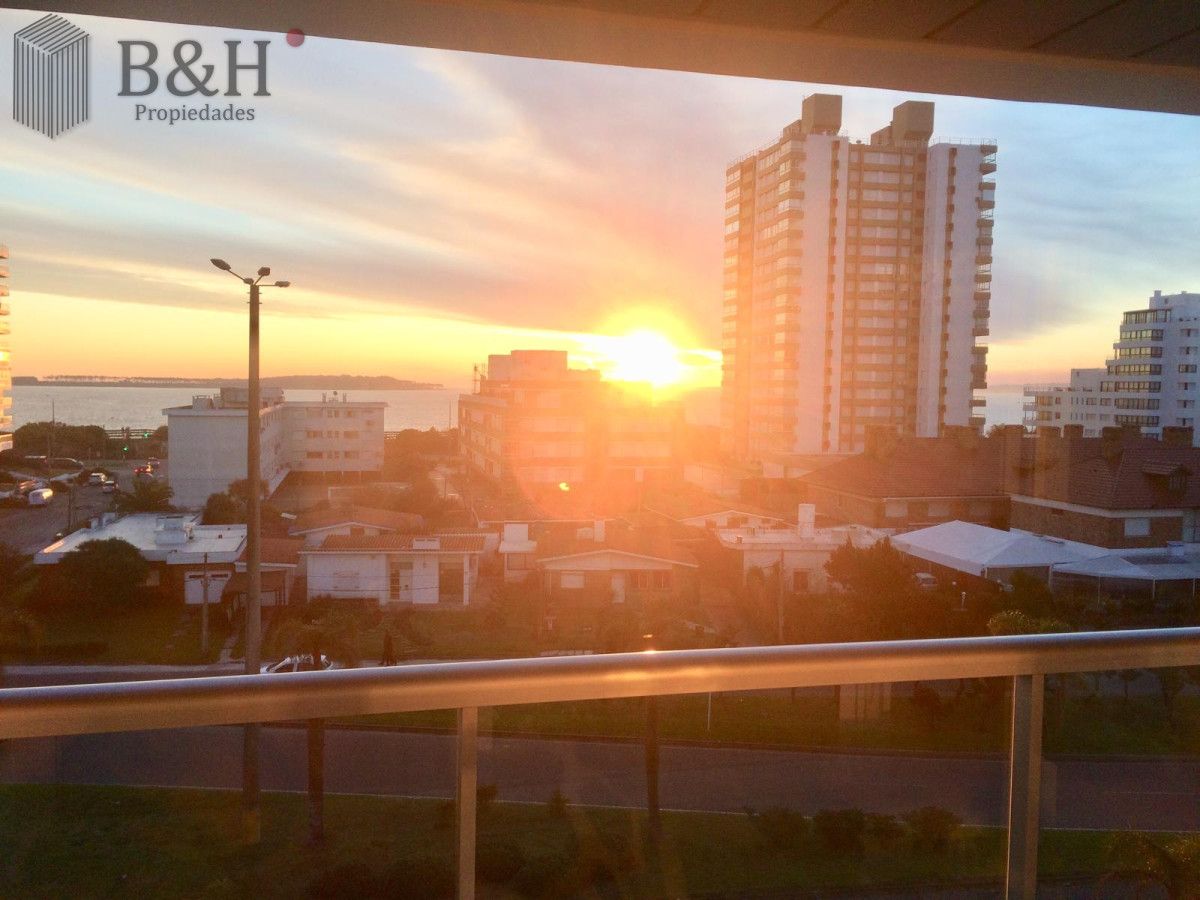 Apartamento ID.3912 - Apartamento 2 Dormitorios - Punta del Este 
