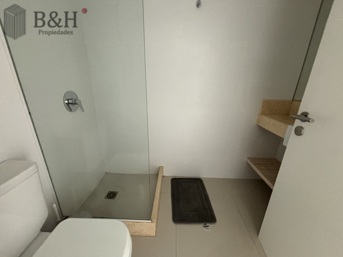 Apartamento ID.3792 - APARTAMENTO 3 DORMITORIOS MAS DEPENDENCIA - MANSA - PUNTA DEL ESTE