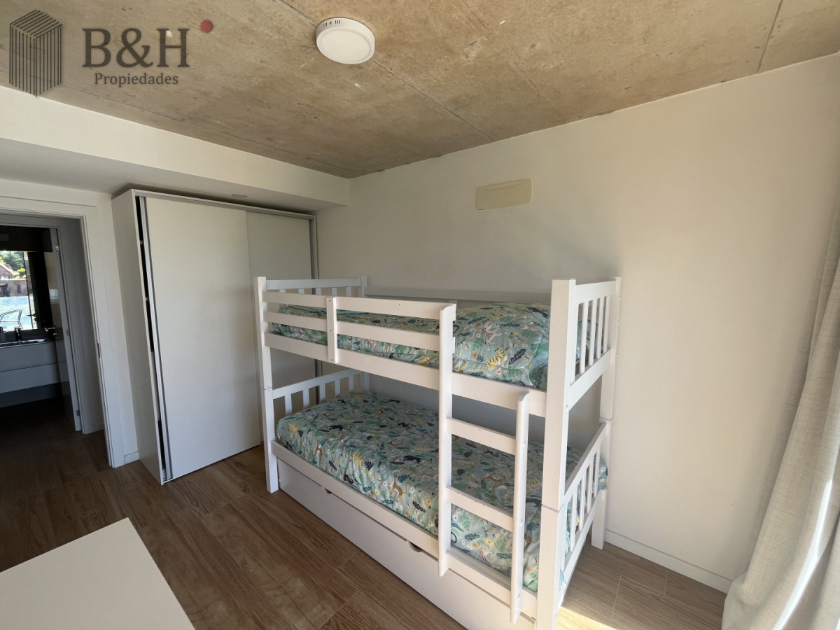 Apartamento ID.7119 - Apartamento de 2 dormitorios con vista al Mar en alquiler - Playa Mansa
