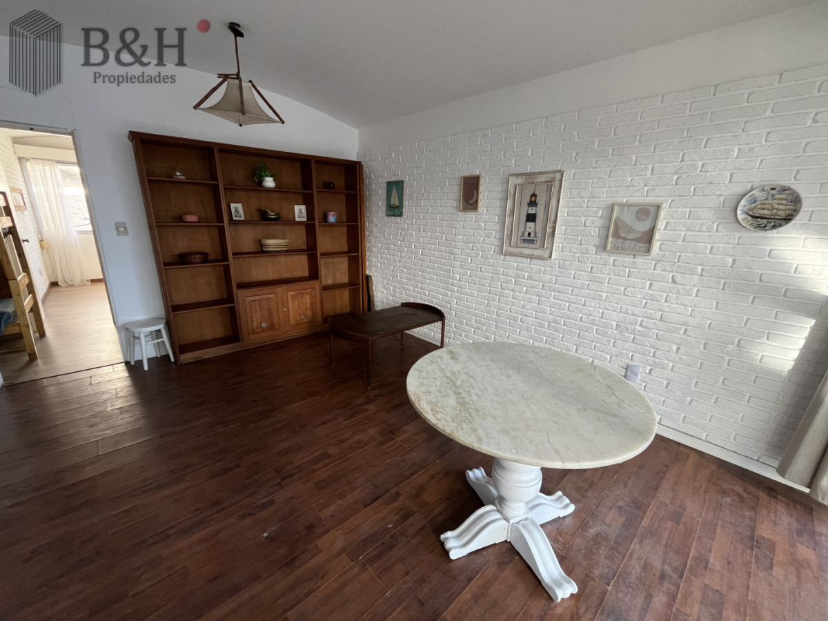 Apartamento ID.7263 - Apartamento en Península en Alquiler Anual con garaje