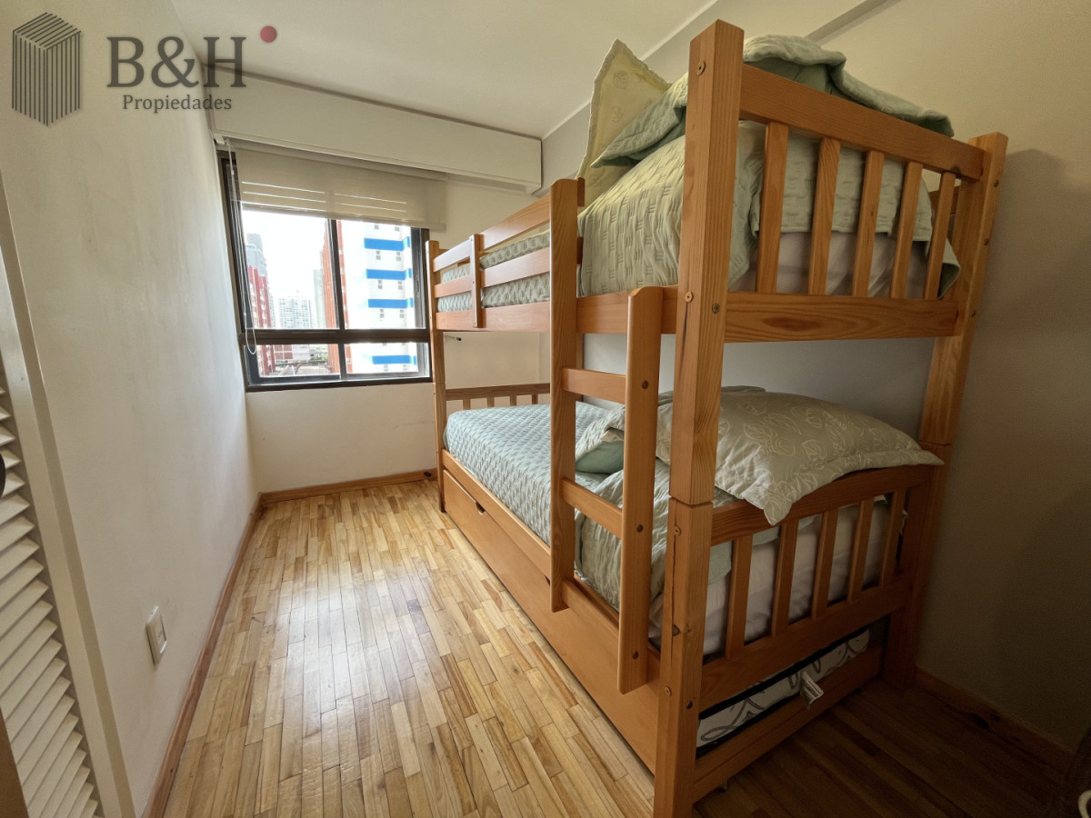 Apartamento ID.6114 - Alquiler Apartamento 2 Dormitorios La Pastora Punta del Este Vista al Mar