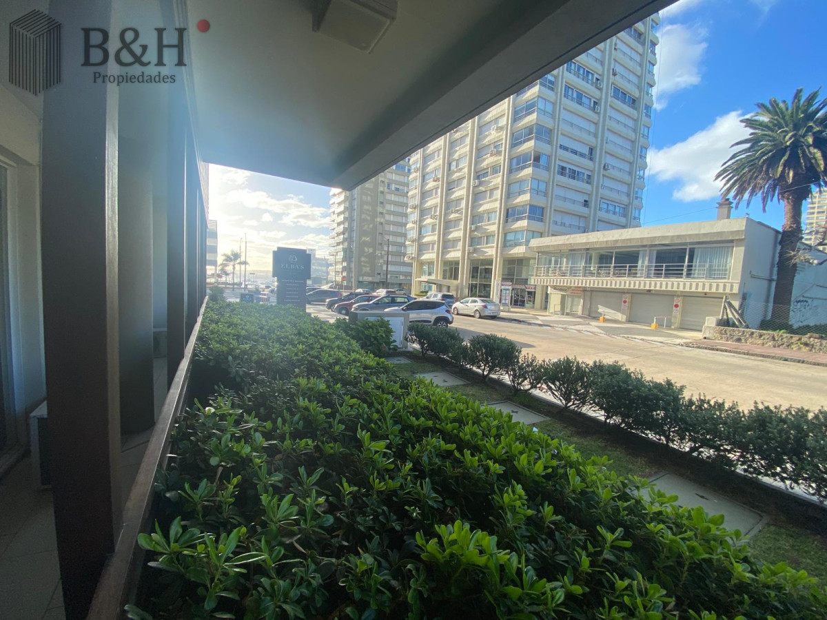 Apartamento ID.4930 - Apartamento de 3 dormitorios a la venta - Península 