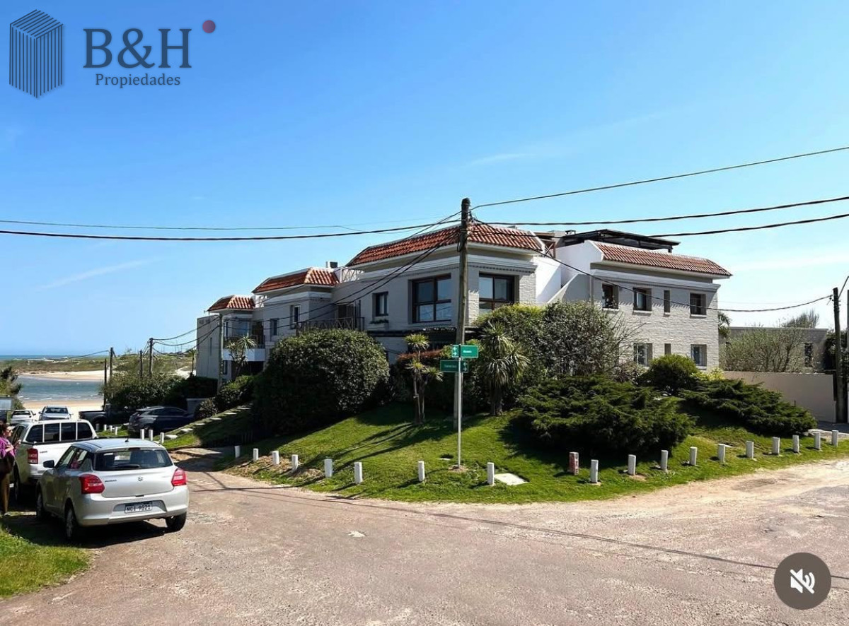 Apartamento ID.5599 - Apartamento de 2 dormitorios en alquiler de temporada - La Barra 