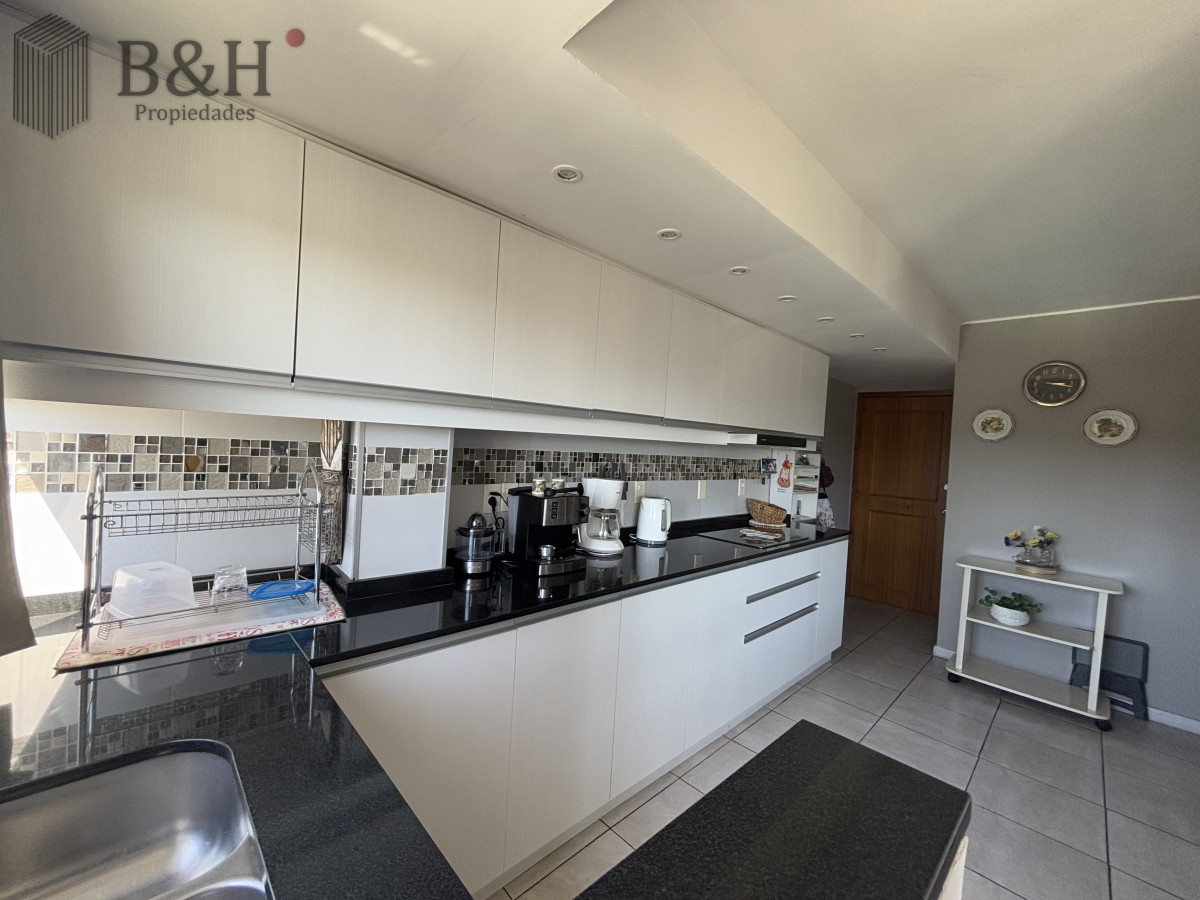 Apartamento ID.3911 - Apartamento en Zona Shopping - Punta del Este