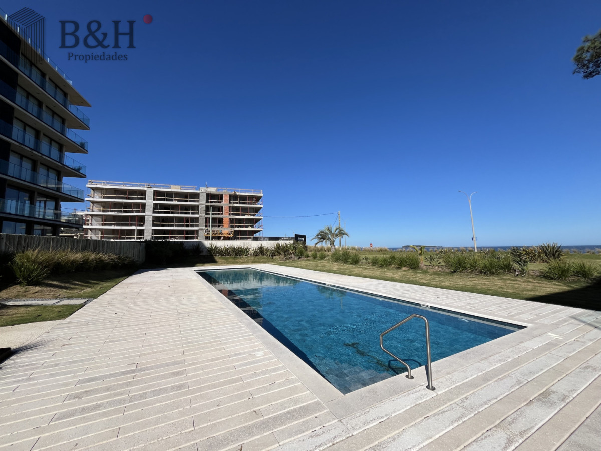 Apartamento ID.7119 - Apartamento de 2 dormitorios con vista al Mar en alquiler - Playa Mansa