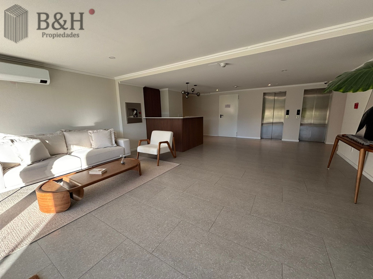 Apartamento ID.4845 - Apartamento en primera línea Alquiler Anual