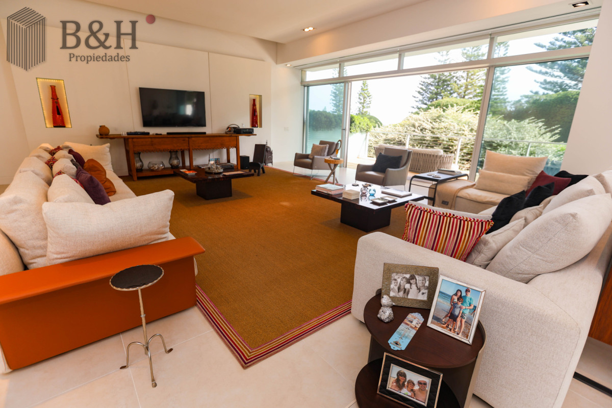 Apartamento ID.6855 - Apartamento Exclusivo en venta en primera linea en la Brava