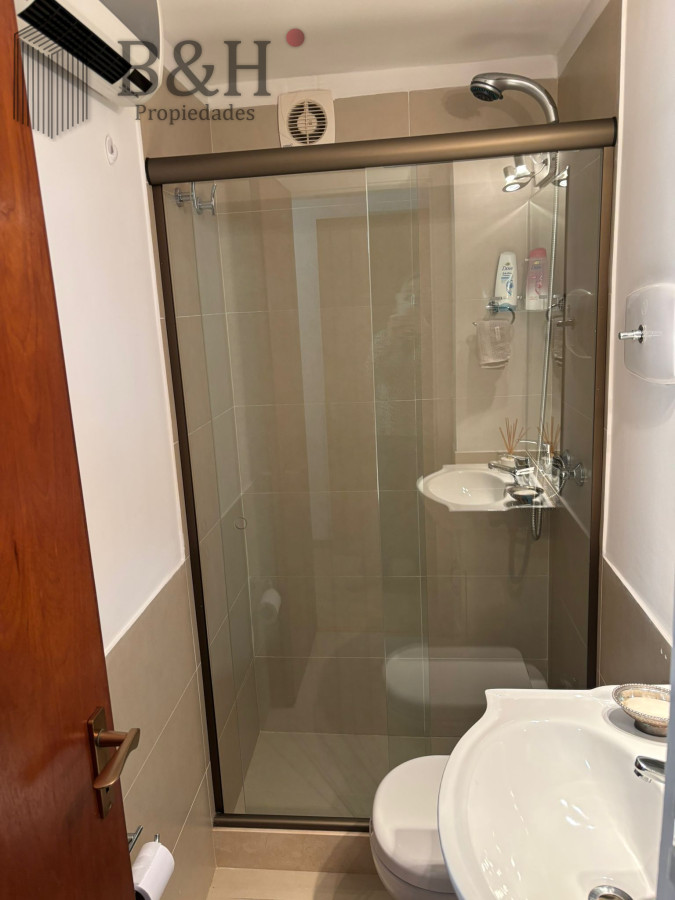 Apartamento ID.5999 - Apartamento de 2 dormitorios en alquiler temporal, Punta del Este 