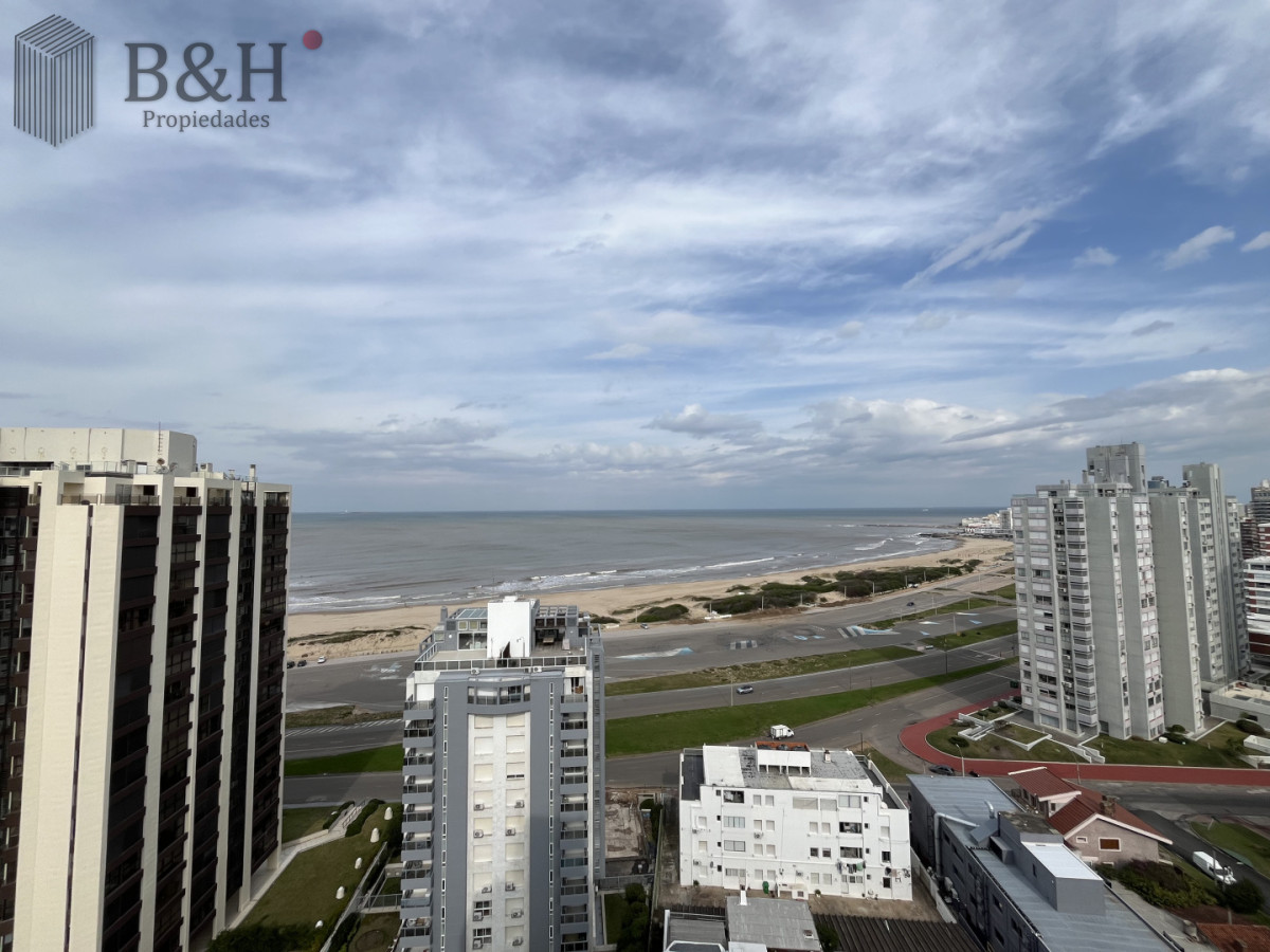 Apartamento ID.7712 - Apartamento en Venta en Playa Brava 2 dormitorios