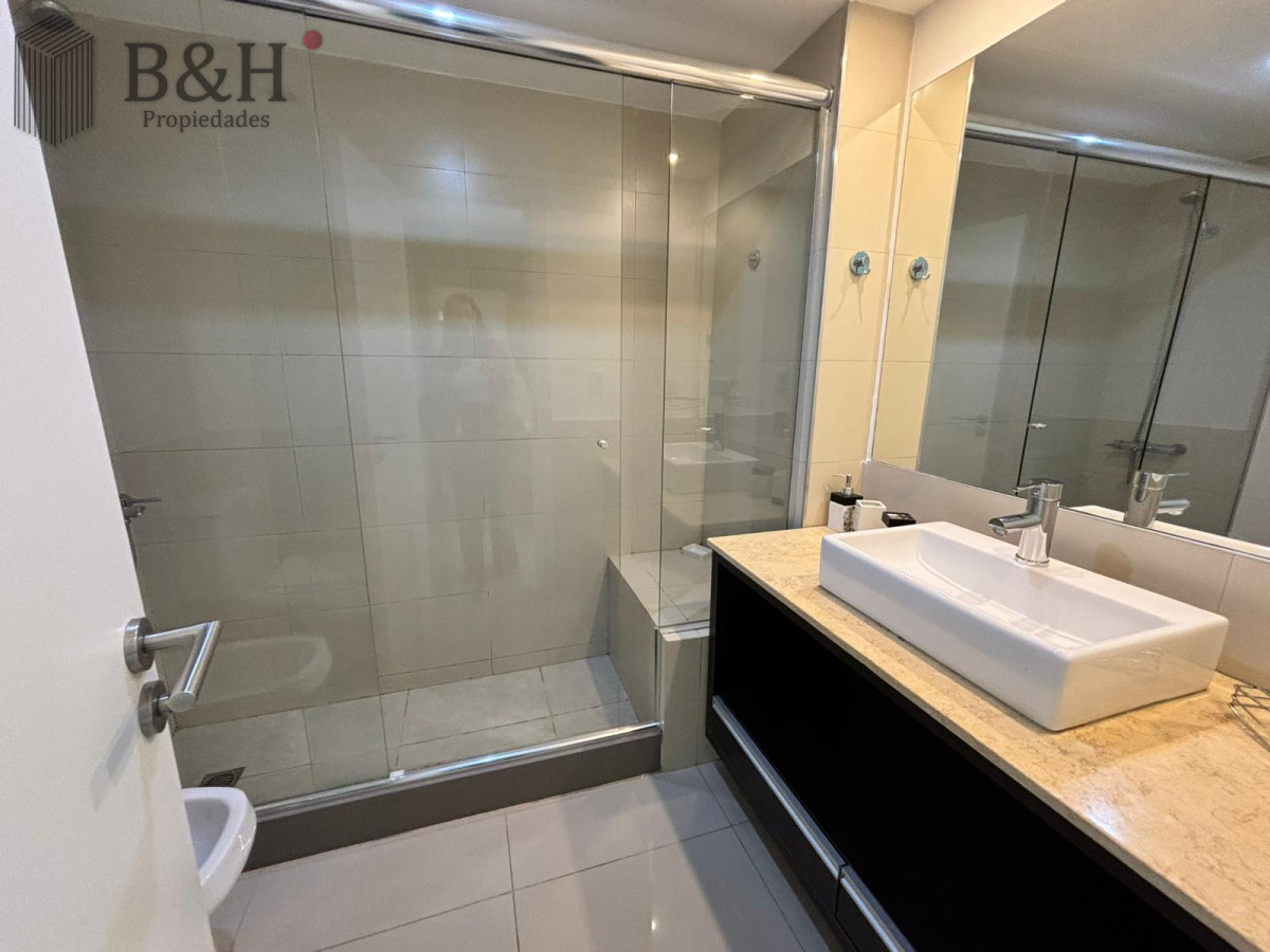 Apartamento ID.6164 - Apartamento de 3 dormitorios, primera linea Punta del Este