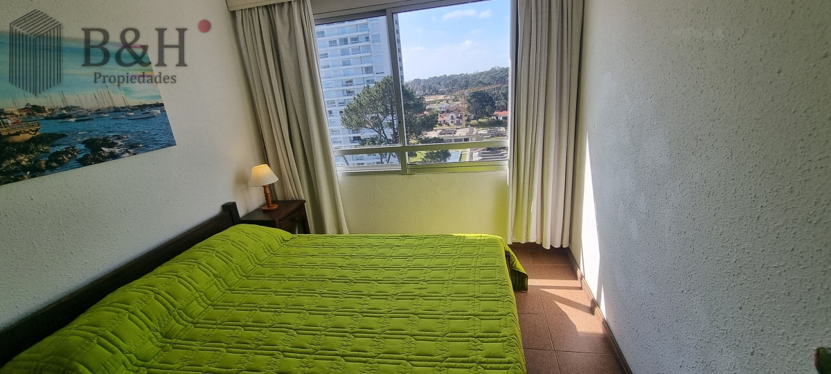 Apartamento ID.3312 - Amplio apartamento hermosas vistas 