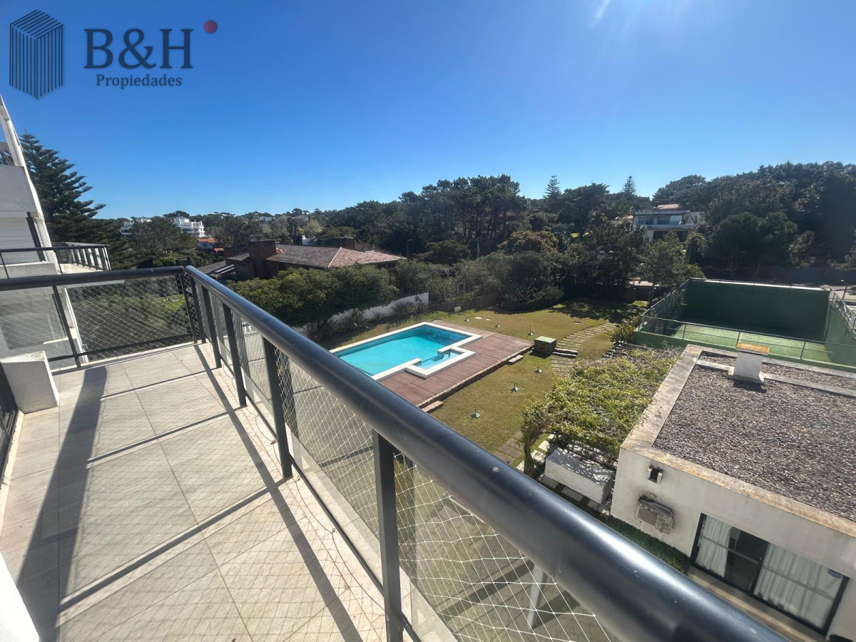 Apartamento ID.5658 - espectacular duplex en venta o alquiler de verano brava