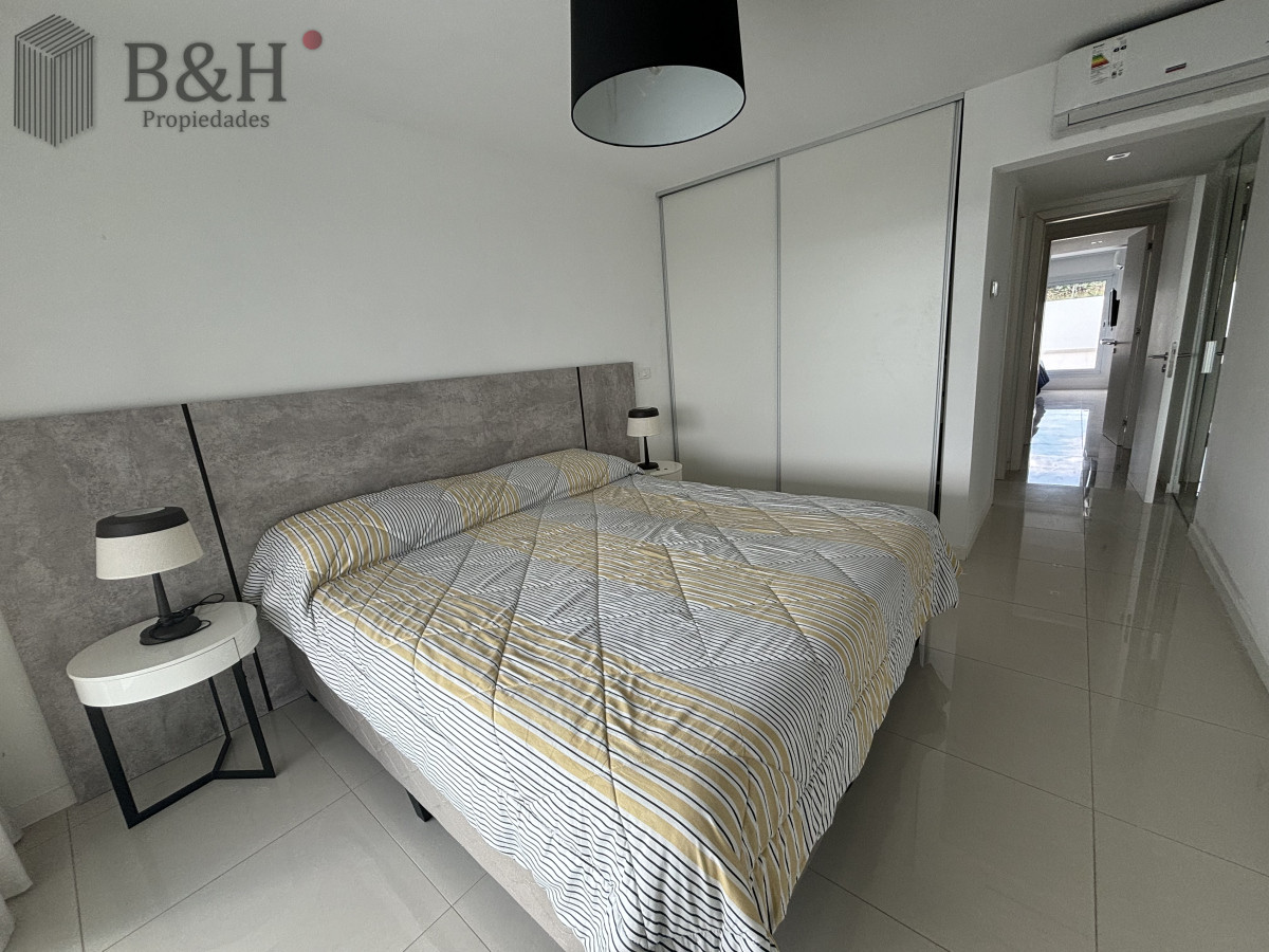 Apartamento ID.3792 - APARTAMENTO 3 DORMITORIOS MAS DEPENDENCIA - MANSA - PUNTA DEL ESTE