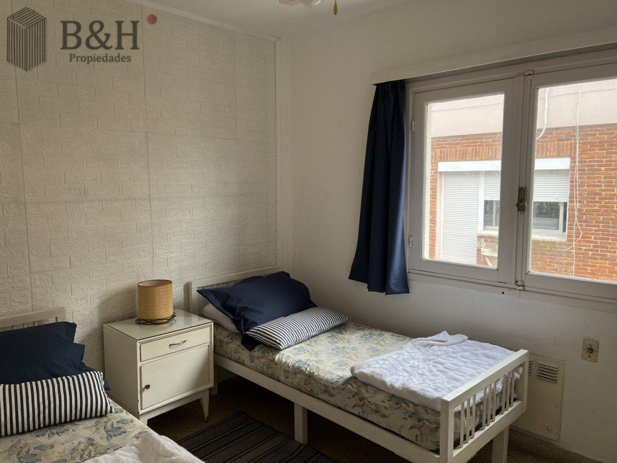 Apartamento ID.5234 - Apartamento en Alquiler Peninsula - 1 Dormitorio con Cochera