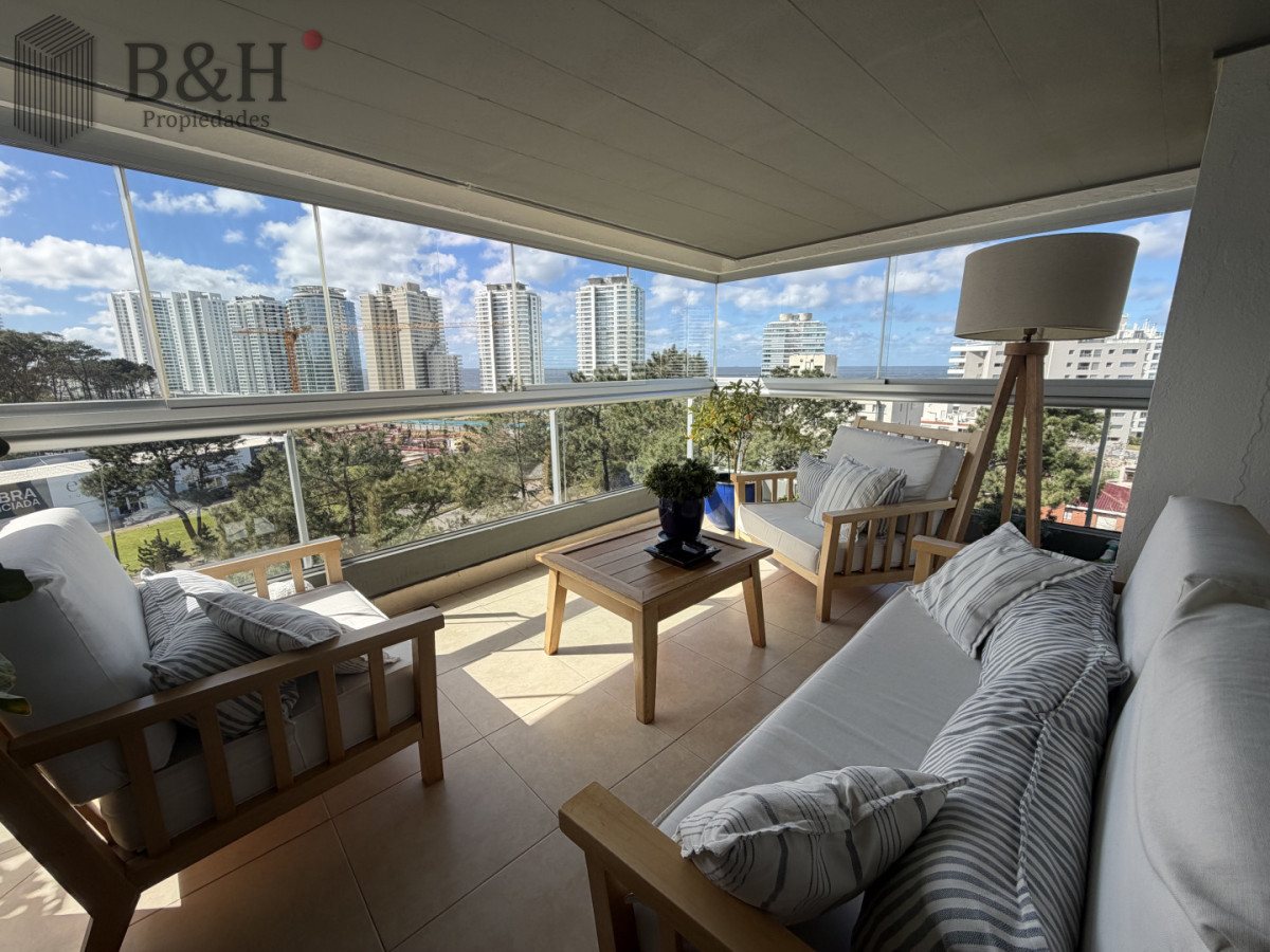 Apartamento ID.8055 - Apartamento 3 Dormitorios Avenida Roosevelt Punta del Este Cochera