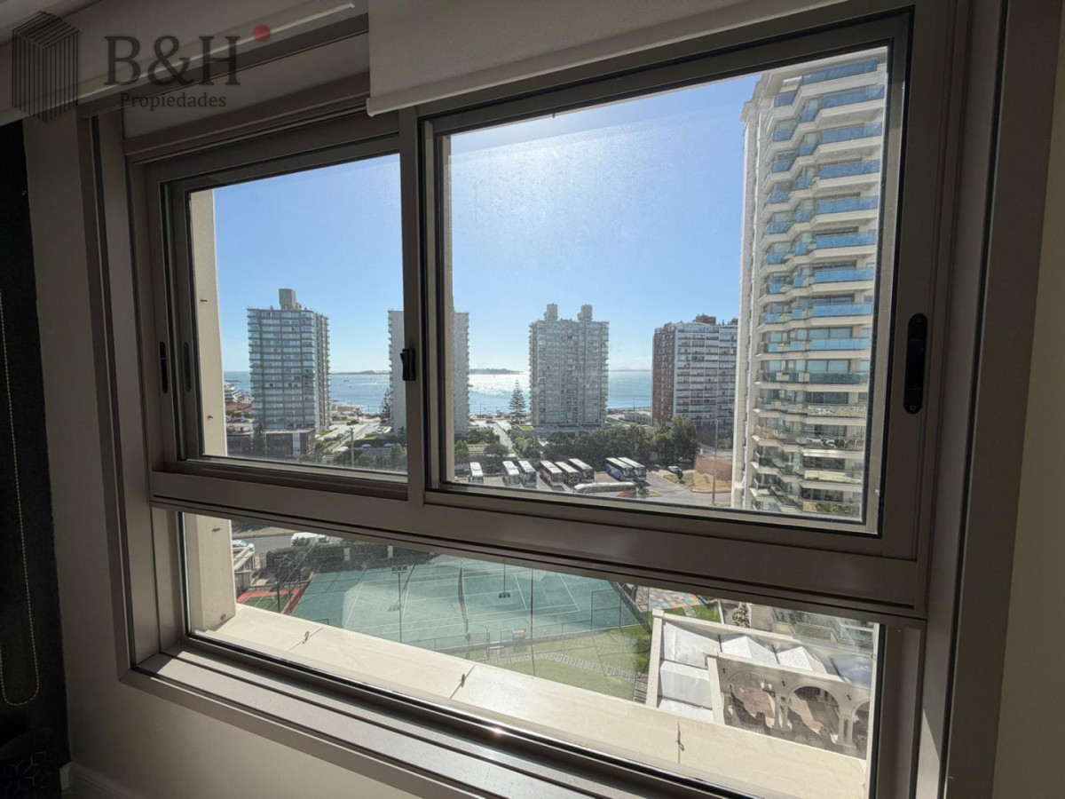 Apartamento ID.5663 - Apartamento de 3 dormitorios en venta, Punta del Este