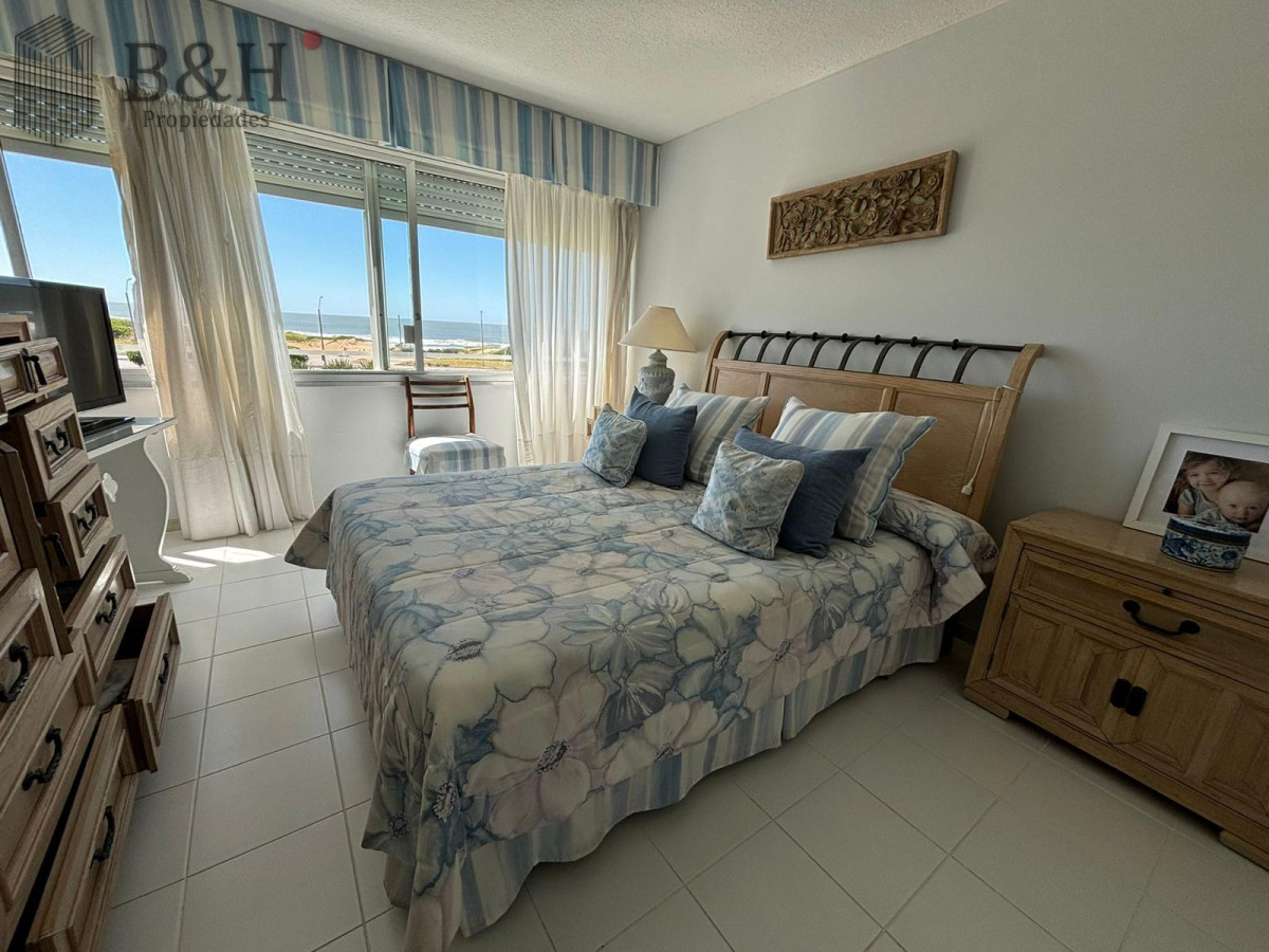 Apartamento ID.4350 - Apartamento de 3 dormitorio a la venta - Brava 