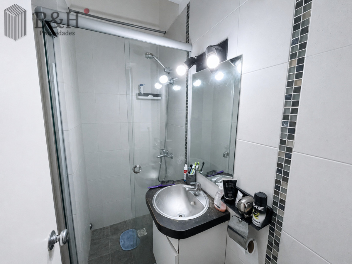 Apartamento ID.7462 - Alquiler Apartamento 1 Dormitorio Con Garaje En Península ALQUILER ANUAL