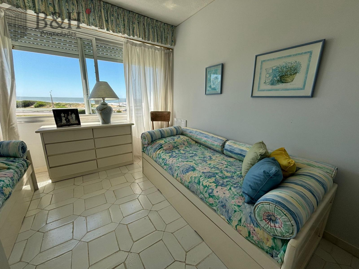 Apartamento ID.4350 - Apartamento de 3 dormitorio a la venta - Brava 