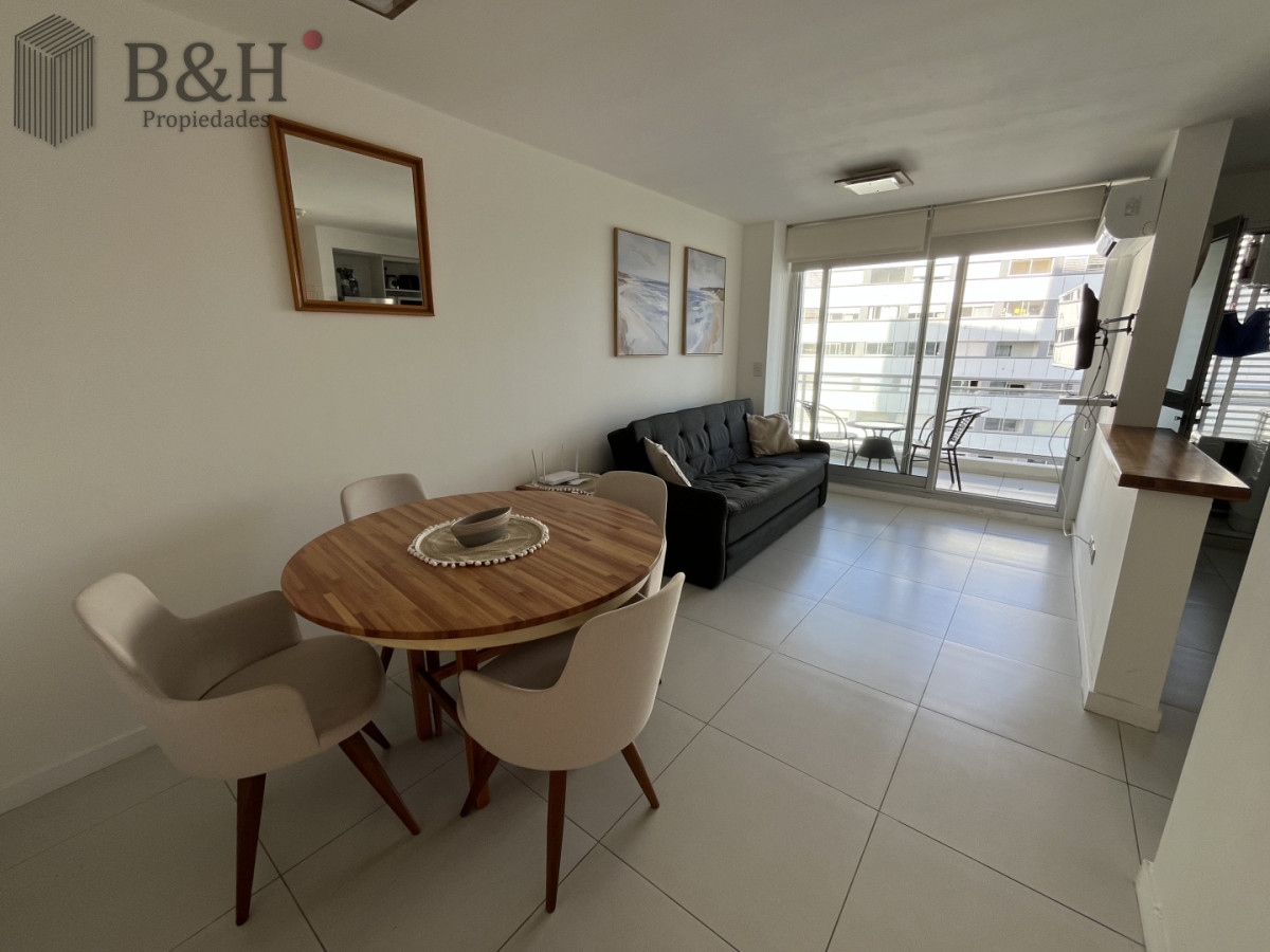 Apartamento ID.6946 - Alquiler invernal Apartamento de 1 Dormitorio en Punta del Este - Edificio con Amenities