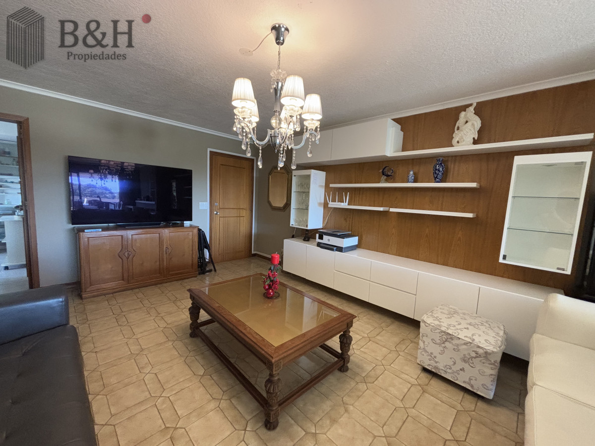 Apartamento ID.3911 - Apartamento en Zona Shopping - Punta del Este